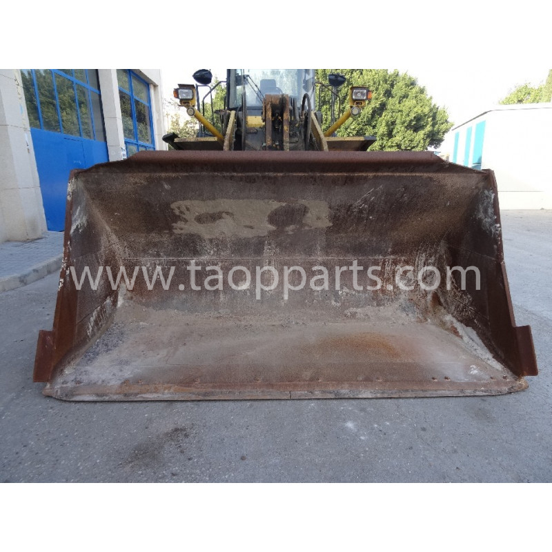 Benne Komatsu 423-72-H2170... Benne Komatsu 423-72-H2170...